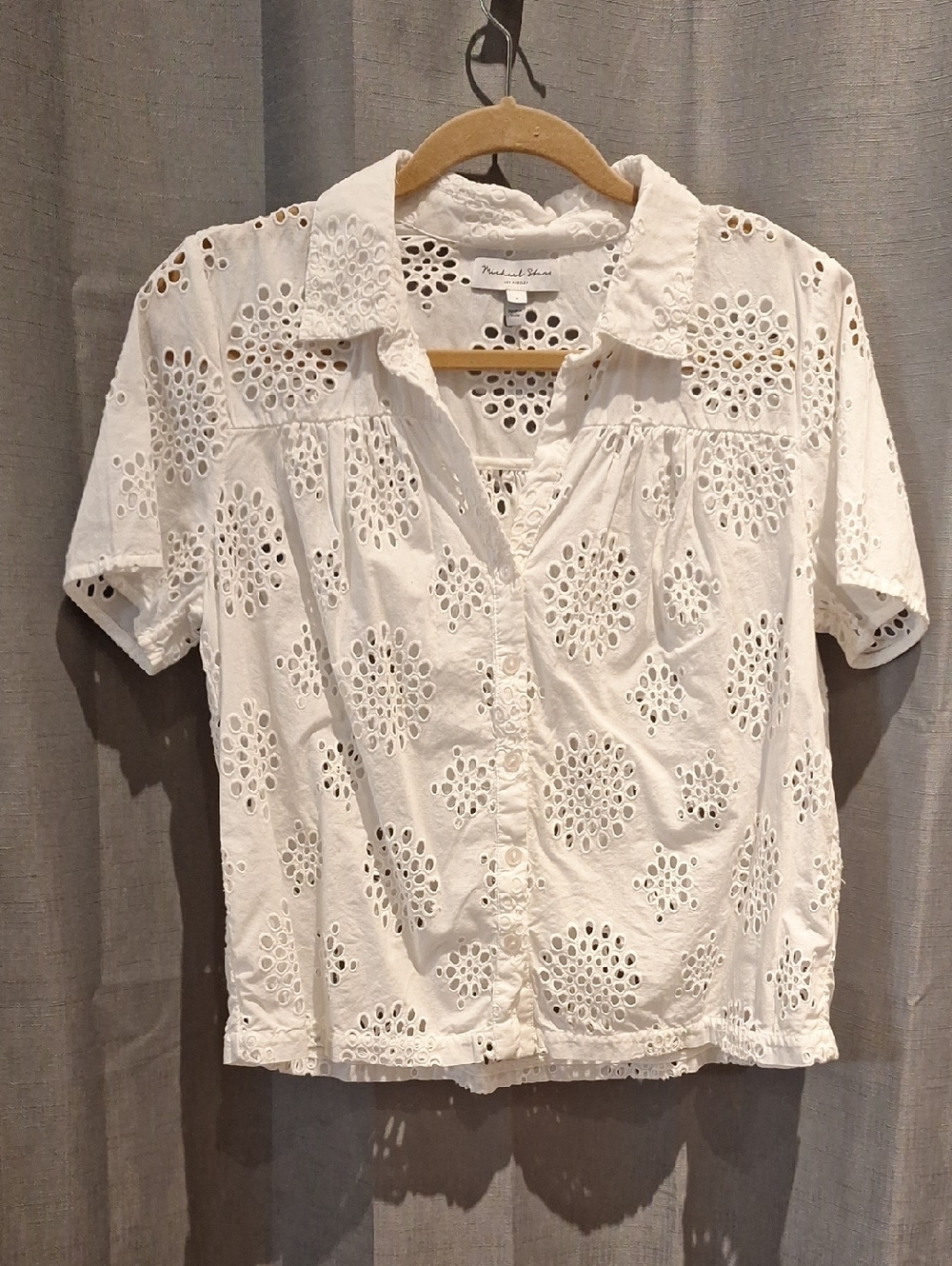 Michael Stars  White Eyelet Button-Front Short Sleeve Top Size S